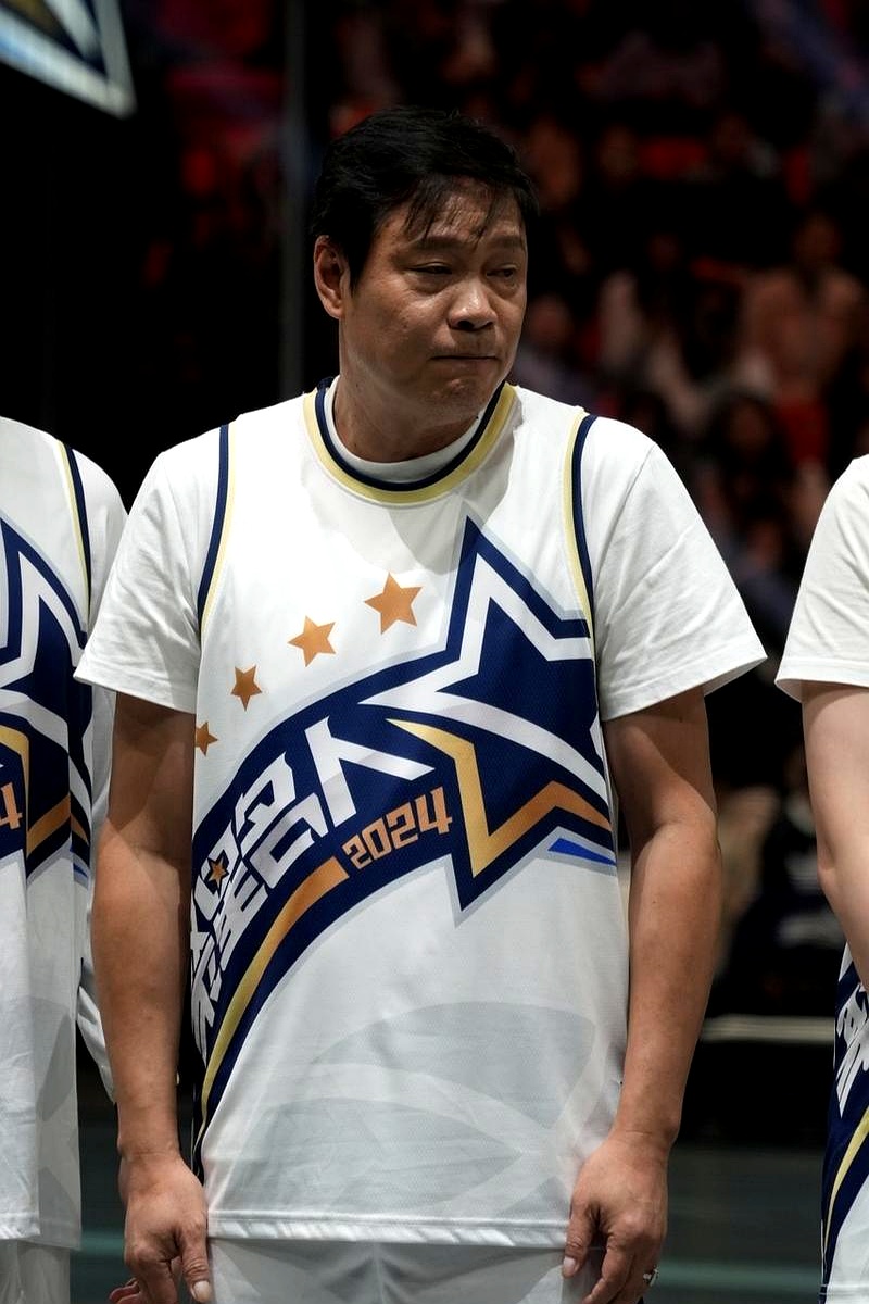 掘金引发争议！，科维托娃官方宣布晋级下一阶段新规引发球迷热议(科维托娃阿扎伦卡)