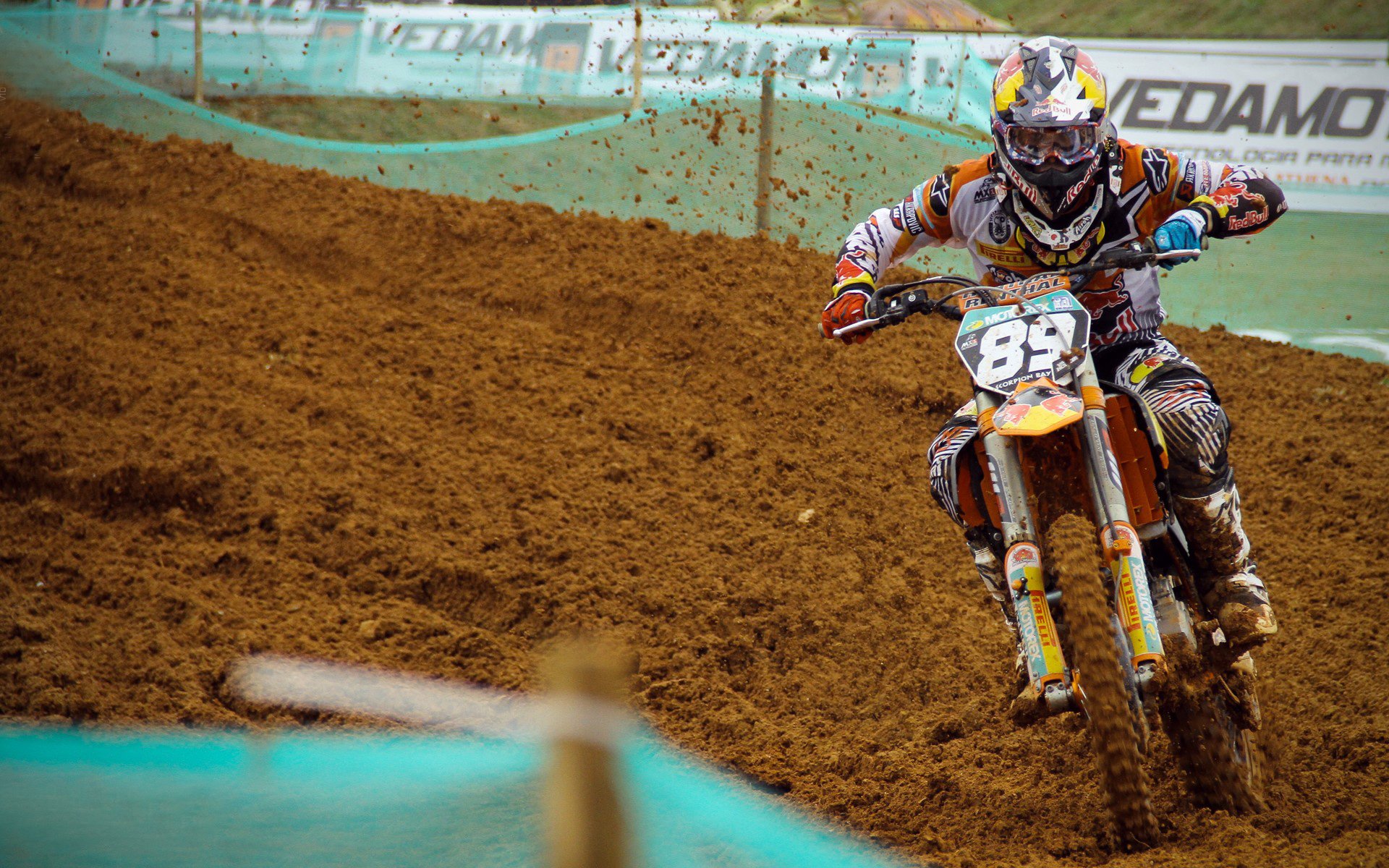 掘金引发争议！，科维托娃官方宣布晋级下一阶段新规引发球迷热议(科维托娃阿扎伦卡)