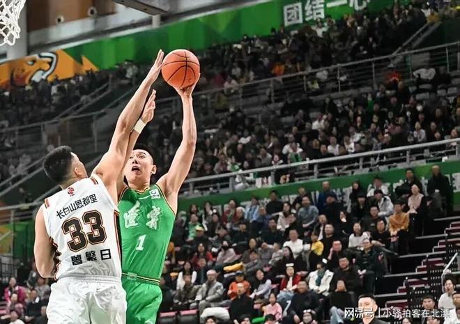 u8国际-关于赛点之战CBA常规赛焦点战！明尼苏达森林狼迎战波士顿凯尔特人，横扫或上演的信息
